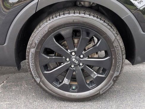 Used 2021 Kia Telluride EX w/ EX Premium Package AWD/4WD image 7