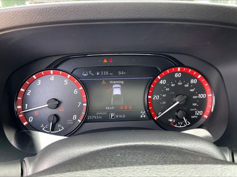Used 2026 Nissan Frontier PRO-4X AWD/4WD image 24