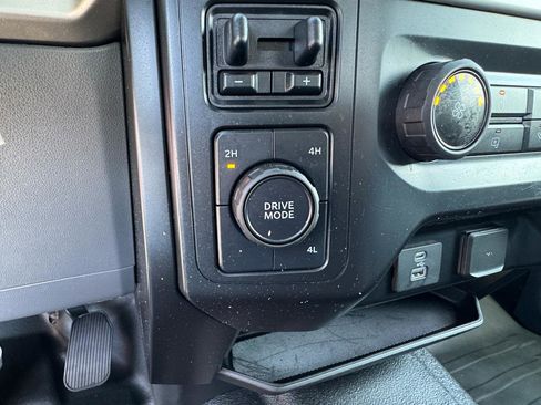 Used 2021 Ford F150 XL w/ Trailer Tow Package image 25