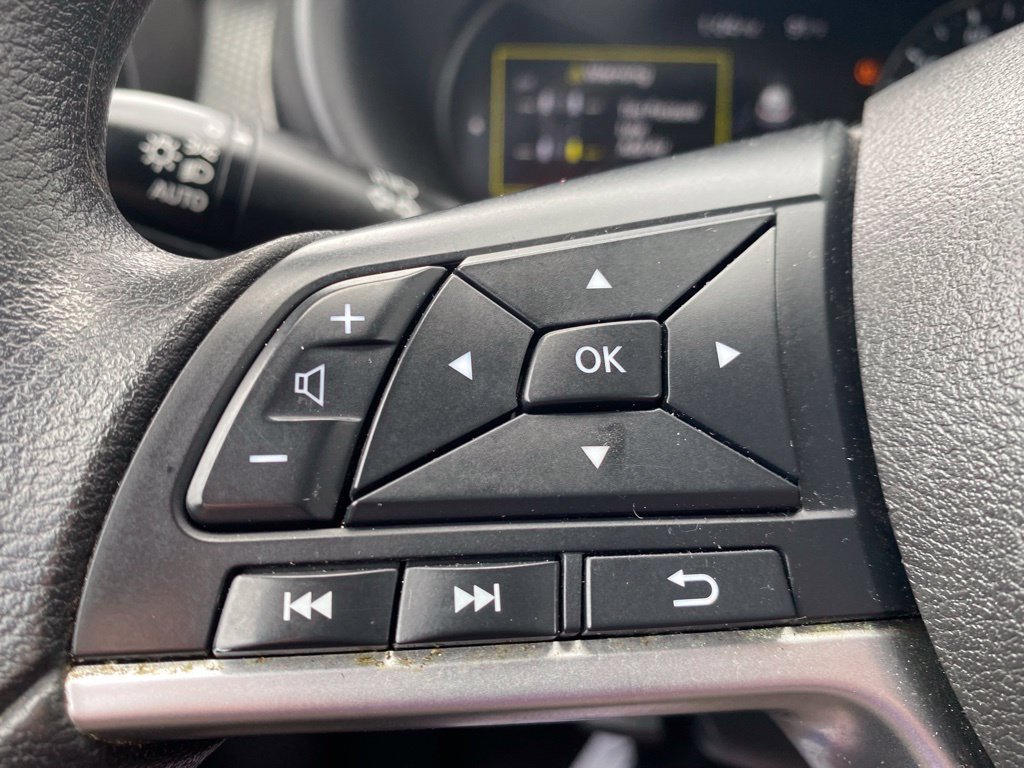 Used 2023 Nissan Kicks SV FWD image 26