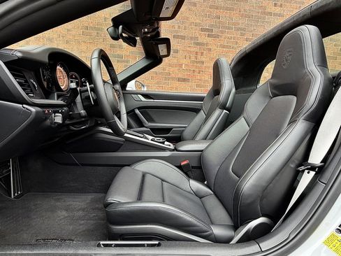 Certified 2024 Porsche 911 Targa 4S image 5