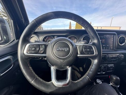 Used 2022 Jeep Wrangler Unlimited Sahara w/ Cold Weather Group image 21