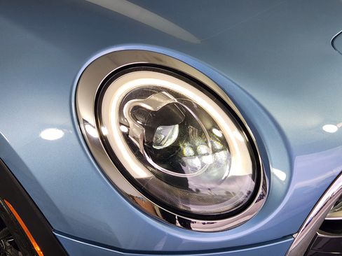 Used 2017 MINI Cooper Clubman S w/ Cold Weather Package AWD/4WD image 10