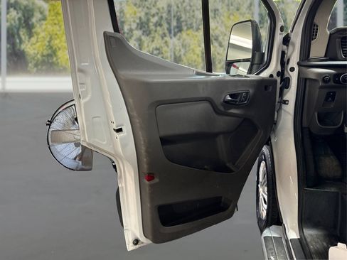 Used 2025 Ford Transit 250 Low Roof w/ Exterior Upgrade Package RWD image 19