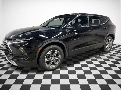 Certified 2023 Chevrolet Blazer LT image 4
