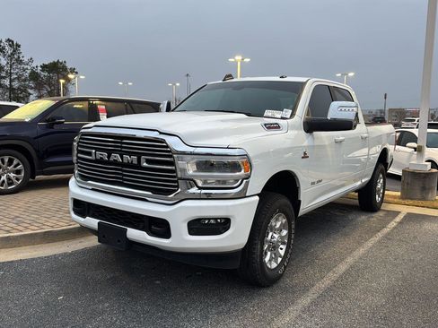 Used 2024 RAM 2500 Laramie image 2