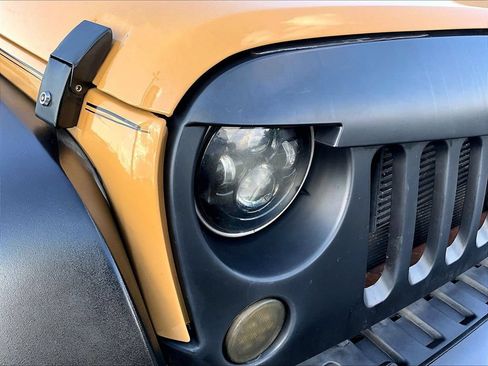 Used 2014 Jeep Wrangler Unlimited Sport w/ Quick Order Package 24S AWD/4WD image 26