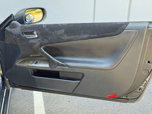 Used 2010 Lexus IS 350C RWD image 38