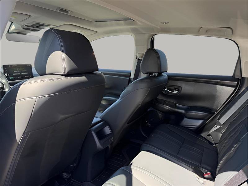 Used 2023 Honda HR-V EX-L image 25