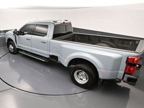 Used 2024 Ford F350 Lariat w/ Chrome Package image 43