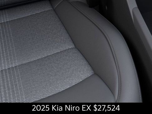 Used 2025 Kia Niro EX FWD image 24