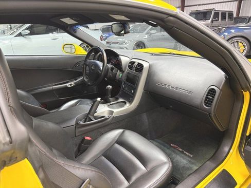 Used 2007 Chevrolet Corvette Z06 w/ Preferred Equipment Group RWD image 15