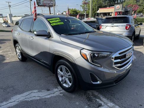 Used 2018 GMC Terrain SLE w/ Driver Convenience Package AWD/4WD image 1