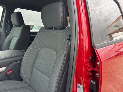 New 2026 RAM 1500 Big Horn AWD/4WD image 14