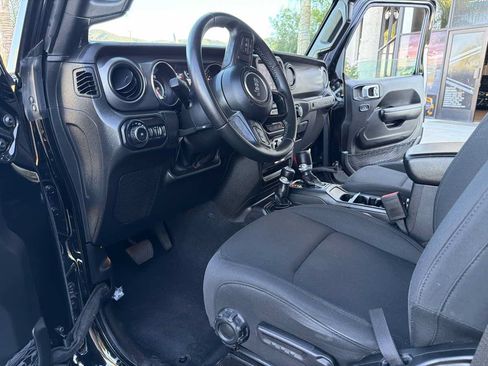 Used 2022 Jeep Wrangler Unlimited Sport AWD/4WD image 28