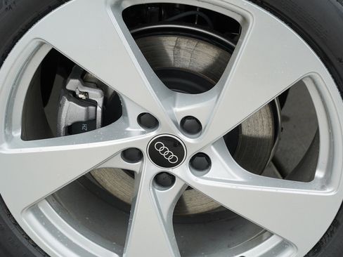 New 2025 Audi Q5 2.0T Premium Plus image 28