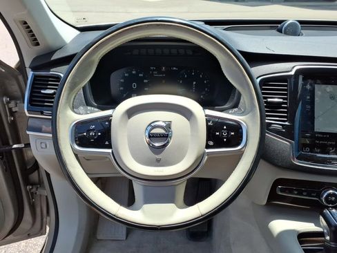 Used 2016 Volvo XC90 T6 Momentum w/ Momentum Plus Package AWD/4WD image 22