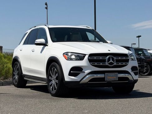 Used 2024 Mercedes-Benz GLE 450e 4MATIC image 6