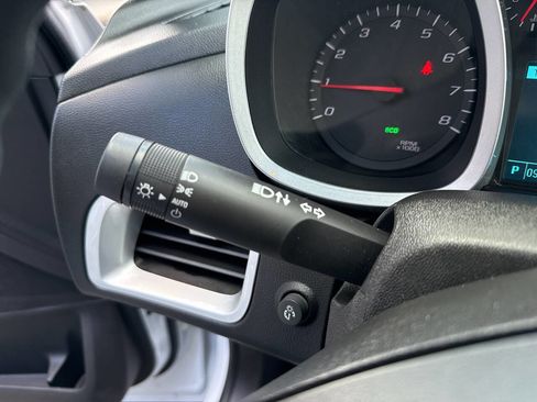 Used 2013 Chevrolet Equinox LS image 28