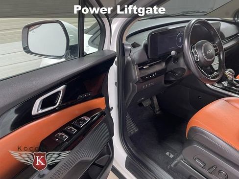 Used 2024 Kia Carnival SX image 11