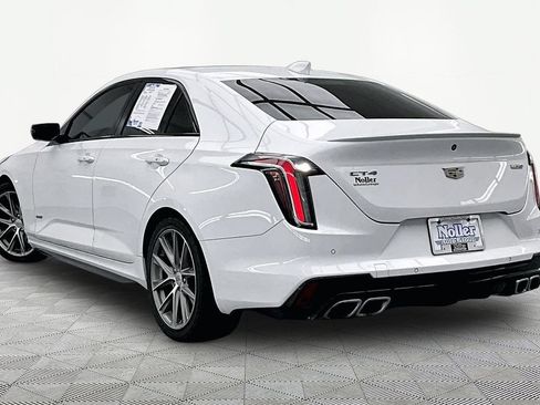Used 2021 Cadillac CT4 V w/ Technology Package RWD image 13