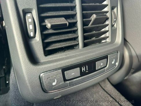 Used 2023 Audi RS e-tron GT quattro image 21