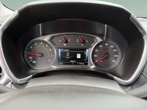 Used 2018 Chevrolet Equinox Premier image 11