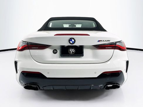 Used 2022 BMW M440i Convertible w/ Premium Package image 8
