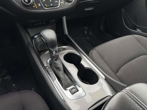 Used 2024 Chevrolet Malibu LT image 27