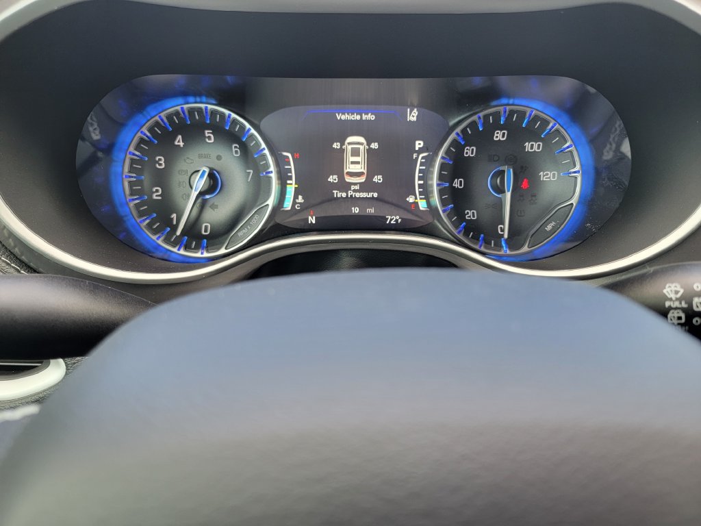 New 2026 Chrysler Pacifica Select FWD image 16