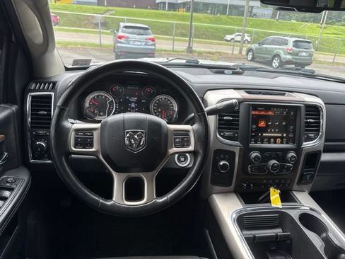 Used 2017 RAM 2500 Laramie AWD/4WD image 13