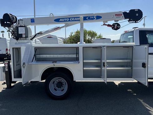 New 2025 Ford F550 2WD Regular Cab Super Duty image 29