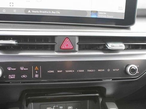 New 2025 Kia Sorento EX image 22