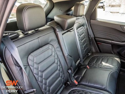 Used 2024 Ford Escape SE w/ PHEV Premium Package image 22