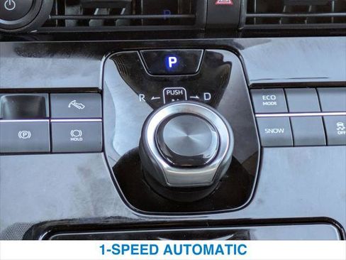 Used 2025 Toyota bZ4X FWD image 19