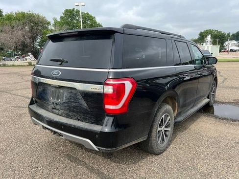 Used 2019 Ford Expedition Max XLT w/ Equipment Group 201A AWD/4WD image 8