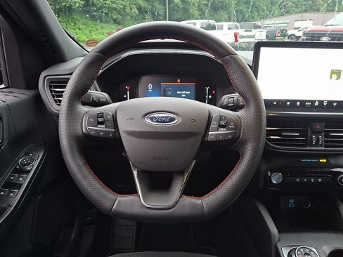 Used 2023 Ford Escape ST-Line w/ Tech Pack #1 AWD/4WD image 19