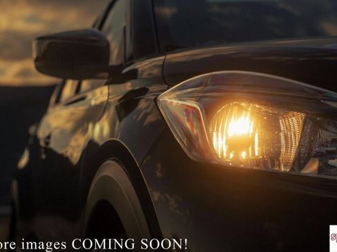 Used 2023 Nissan Rogue SV image 31