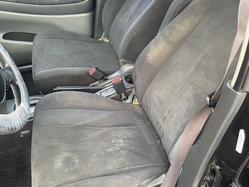 Used 2004 Suzuki Aerio S image 12