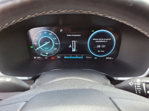 Used 2023 Hyundai Santa Fe Limited image 11