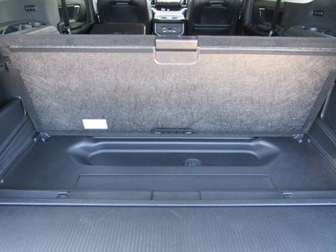 Used 2025 Ford Expedition Platinum AWD/4WD image 45