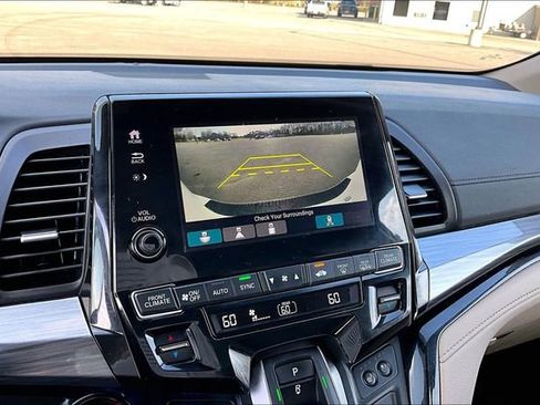 Used 2024 Honda Odyssey Elite image 13