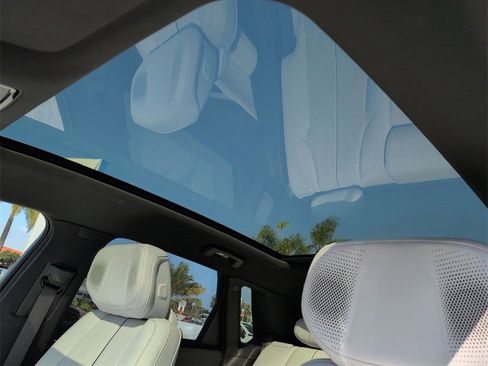 Certified 2023 Cadillac Lyriq Luxury image 13