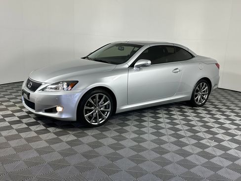 Used 2015 Lexus IS 250C image 1