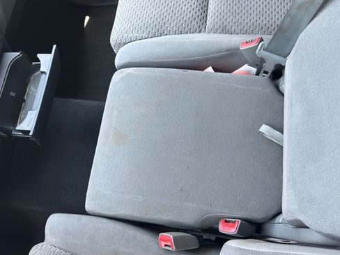 Used 2012 Toyota Tundra 4x4 CrewMax w/ Tow Pkg image 25