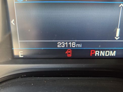 Used 2023 Chevrolet Camaro LT w/ Technology Package RWD image 36
