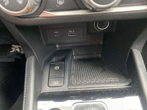 Used 2023 Nissan Kicks SV image 25