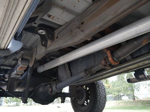 Used 2006 Ford F250 Lariat AWD/4WD image 9