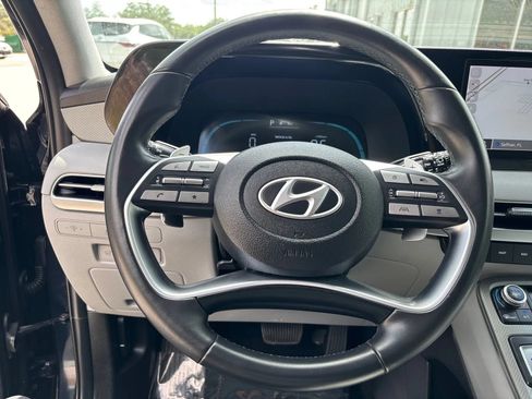 Used 2024 Hyundai Palisade SEL FWD image 15