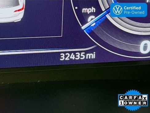 Certified 2022 Volkswagen Atlas SE w/ Panoramic Sunroof Package image 13